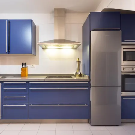 Rooftop Cityview Classic Апартаменты *