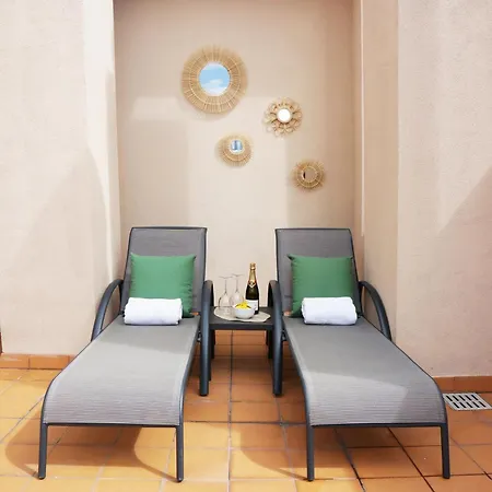 Апартаменты Rooftop Cityview Classic *